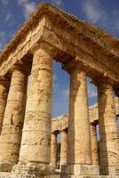 segesta sítio arqueológico da antiga grécia perfura sicília itália foto