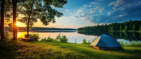 ai gerado acampamento barraca em a costa do uma lago às pôr do sol. foto