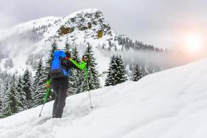 esqui alpinismo nos Alpes foto