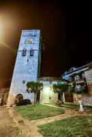 a relógio torre do a Igreja do san Giovanni dentro pompéia, Itália foto