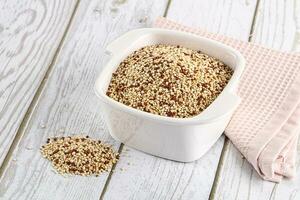 cru seco Quinoa cereal grão foto