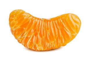 deliciosa fatia de tangerina madura foto