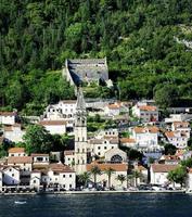 perast village na baía de kotor foto