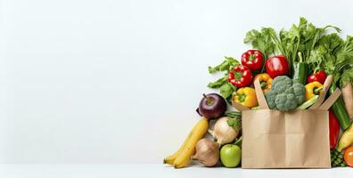 ai gerado saudável Comida dentro papel saco legumes e frutas em branco fundo. ai gerado foto