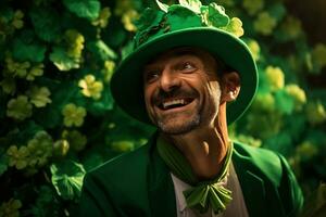 ai gerado retrato do uma feliz duende com trevo folhas. st. patrick's dia. foto