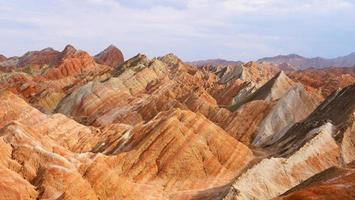 Zhangyei Danxia Landform em Gansu China. foto