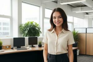 ai gerado sorridente bonita jovem mulher em pé dentro brilhante moderno escritório. generativo ai foto