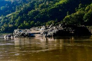 cênico rio paisagem foto