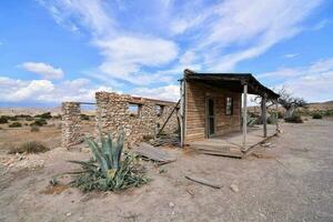 abandonado deserto casa exterior foto