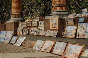 st. petersburgo, rússia, 2021 - filas de pinturas à venda foto