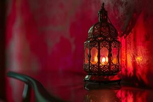 ai gerado vermelho ornamental árabe lanterna brilhando às noite convite para muçulmano piedosos mês Ramadã kareem foto