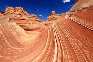 a formação de areia navajo das ondas no arizona eua foto