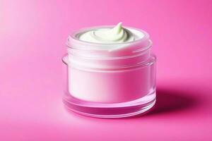 ai gerado branco face creme dentro a aberto vidro jarra em uma Rosa fundo. Cosmético produtos para hidratante e nutritivo a pele. foto