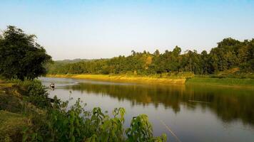 Visão do a água rio Bangladesh foto