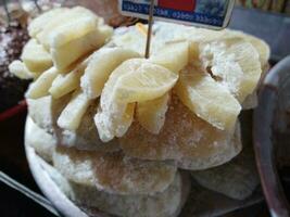 delicioso e delicioso Comida marmelada, completamente caseiro de mão, é Como atraente Como isto visual. Mais Diversão para comer, você pode Além disso experimentar isto uma vez foto