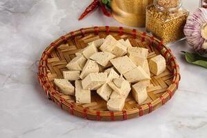 vegano cozinha - orgânico tofu queijo foto