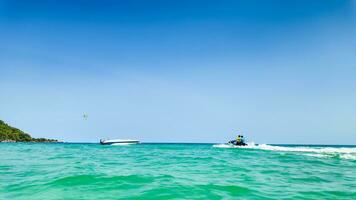 tropical Esportes Aquáticos paraíso, açao e serenidade foto