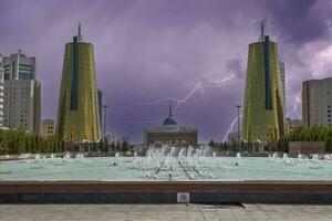 imagem do a cazaque capital Astana dentro verão a partir de 2015 foto