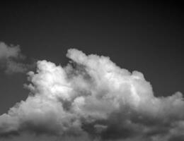 Preto e branco lindo céu fundo foto