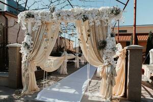 Casamento decoração, decorativo pátio do noivas. outono Casamento foto