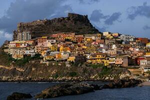 foto com lindo panorama a partir de a ilha do Sardenha, Itália