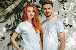 ai gerado retrato do uma lindo casal vestido dentro branco Camisetas em uma branco fundo. foto