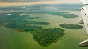 aéreo Visão do a rio dentro a riau ilhas foto