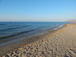 viajar na grécia, na ilha das montanhas de creta e no mar foto