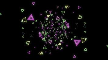 abstrato grupo do numerosos branco néon triângulos flutuando dentro a abstrato meio Ambiente em uma Preto. animação. computador gerado abstrato espaço. foto