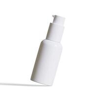 Cosmético garrafa branco cor e realista textura com bomba limpador garrafa 3d ilustração foto