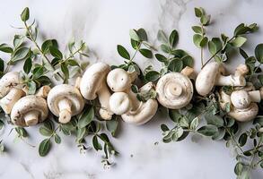 ai gerado cogumelos dentro uma molho com verde folhagem foto