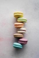 pilha de macarons, biscoito francês macaroons foto