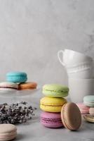 pilha de macarons, biscoito francês macaroons foto