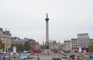 Trafalgar Square em Londres foto