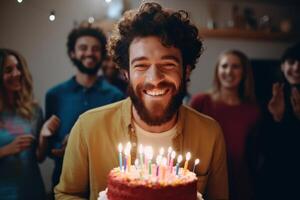 ai gerado caucasiano homem comemora aniversário com diverso amigos. foto