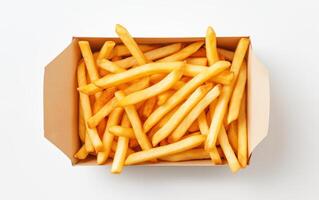 ai gerado francês fritas crocantes isolado em branco fundo foto