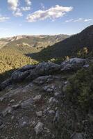 paisagens e trilhas do a lindo natureza do a serra de Cazorla, Jaén, Espanha. natureza período de férias conceito. foto