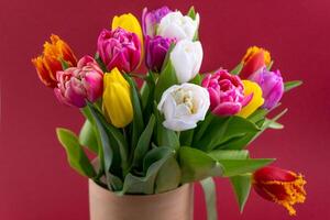 ramalhete do colorida tulipas. tulipa Primavera flor. floral flores fundo foto