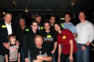 Jason com DVD produtores foto