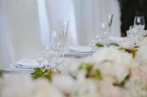 decoração do a restaurante às a Casamento banquete. foto