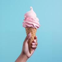 ai gerado uma mão segurando uma Derretendo Rosa gelo creme cone, isolado em azul fundo, generativo ai foto