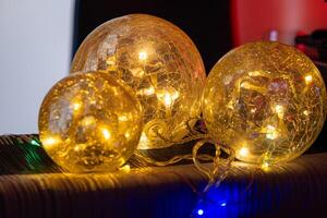 conduziu luz bolas Como decoração foto