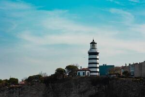 sile farol ou sile Deniz feneri dentro Preto mar costa do Istambul foto