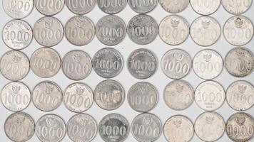 coleção do 1000 rupia moedas, indonésio moeda foto
