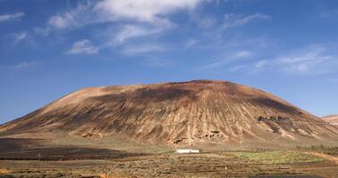 montanhas de fogo, montanas del fuego, parque nacional de timanfaya na ilha de lanzarote, espanha foto