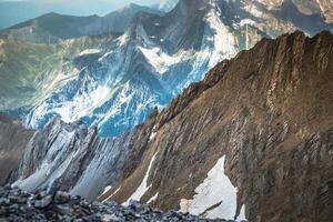 panorama dentro a Pirineus nacional parque foto