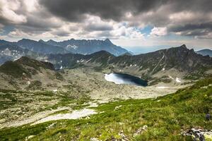 dolina pedaço estalar polonês vale do cinco polonês Zakopane, Polônia foto