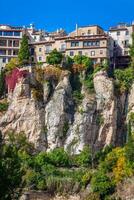 surpreendente Espanha - cidade em penhasco pedras - cuenca foto