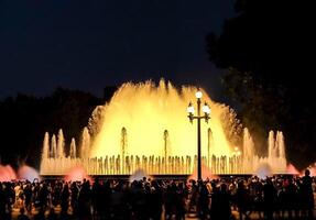 Barcelona Magia fonte do montjuic luz mostrar foto