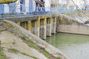 água bombeamento estação do irrigação sistema do arroz Campos. foto